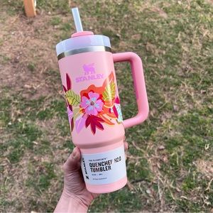 BNWT Floral Stanley Quencher Tumbler 2.0 30oz 2024 Mothers Day Release
